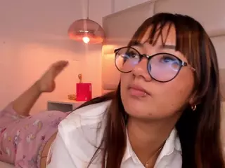 Aily Yozuko's Live Sex Cam Show