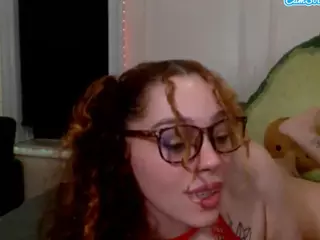 Sapphire Storm's Live Sex Cam Show