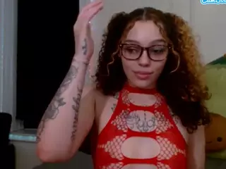Sapphire Storm's Live Sex Cam Show