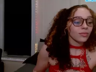 Sapphire Storm's Live Sex Cam Show