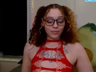 Sapphire Storm's Live Sex Cam Show