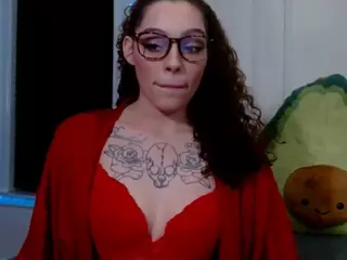 Sapphire Storm's Live Sex Cam Show