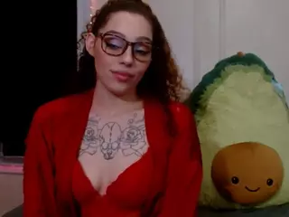 Sapphire Storm's Live Sex Cam Show