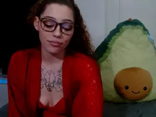 Sapphire Storm's Live Sex Cam Show
