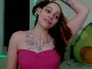 Sapphire Storm's Live Sex Cam Show