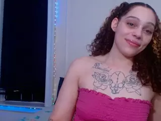 Sapphire Storm's Live Sex Cam Show