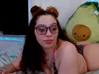 Sapphire Storm's Live Sex Cam Show