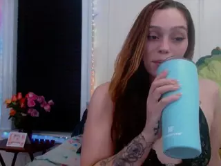 Sapphire Storm's Live Sex Cam Show