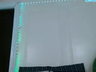 Sapphire Storm's Live Sex Cam Show