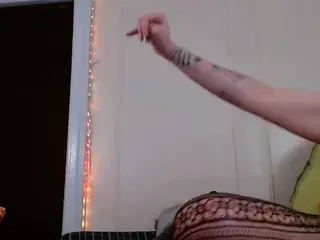 Sapphire Storm's Live Sex Cam Show