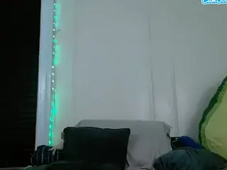Sapphire Storm's Live Sex Cam Show
