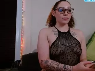Sapphire Storm's Live Sex Cam Show