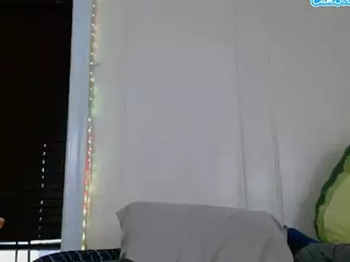 Sapphire Storm's Live Sex Cam Show