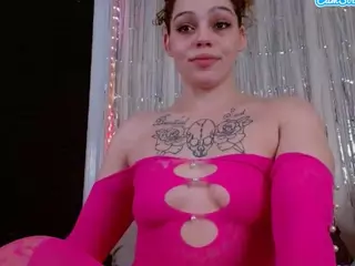 Sapphire Storm's Live Sex Cam Show