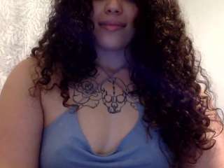 Live cam show with Sapphire Storm