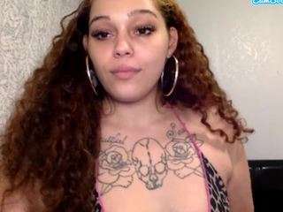 Live cam show with Sapphire Storm