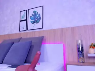 Alanna-Hank's Live Sex Cam Show