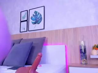 Alanna-Hank's Live Sex Cam Show