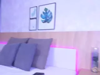Alanna-Hank's Live Sex Cam Show