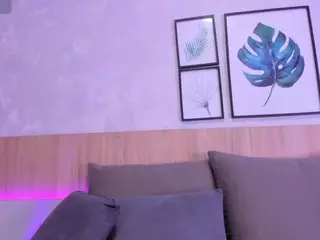 Alanna-Hank's Live Sex Cam Show