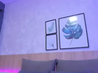 Alanna-Hank's Live Sex Cam Show