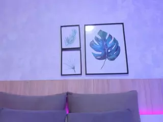 Alanna-Hank's Live Sex Cam Show