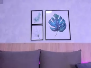 Alanna-Hank's Live Sex Cam Show
