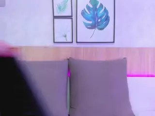 Alanna-Hank's Live Sex Cam Show