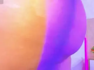 Alanna-Hank's Live Sex Cam Show