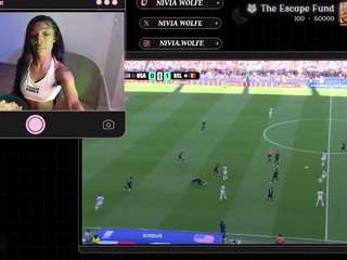 Live cam show with TheWolfeDen