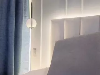 Nina's Live Sex Cam Show