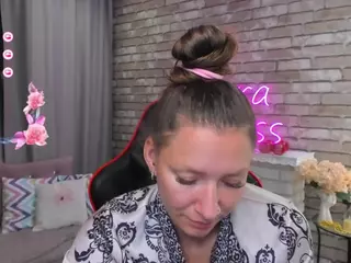 SarahCoksss's Live Sex Cam Show