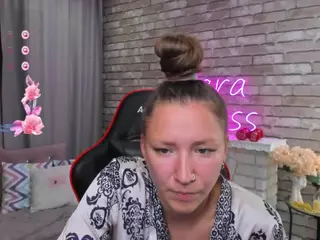 SarahCoksss's Live Sex Cam Show