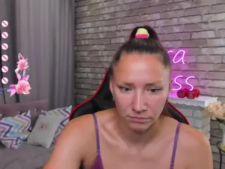 SarahCoksss's Live Sex Cam Show