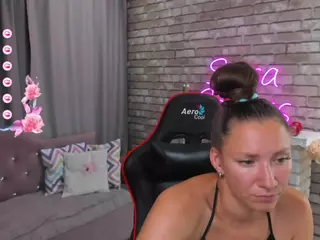 SarahCoksss's Live Sex Cam Show