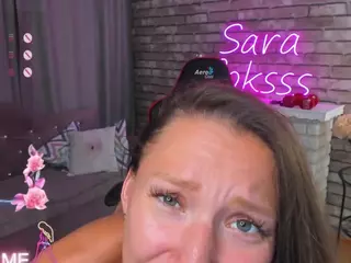 SarahCoksss's Live Sex Cam Show