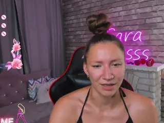 SarahCoksss's Live Sex Cam Show