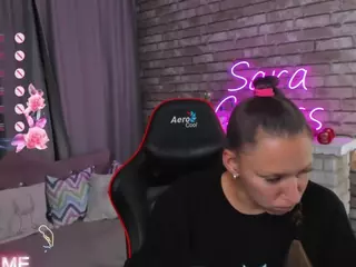 SarahCoksss's Live Sex Cam Show