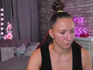 SarahCoksss's Live Sex Cam Show