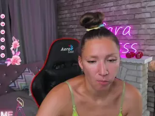 SarahCoksss's Live Sex Cam Show