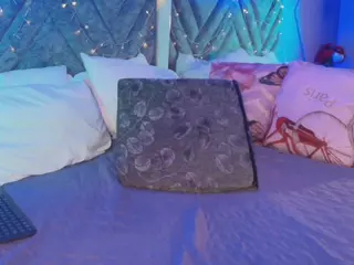 Emma's Live Sex Cam Show