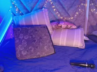 Emma's Live Sex Cam Show