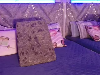 Emma's Live Sex Cam Show