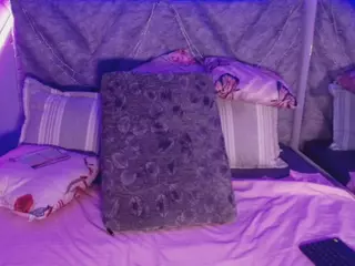 Emma's Live Sex Cam Show
