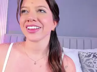 Emperatriz y Linsey's Live Sex Cam Show