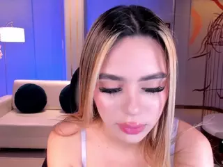 JuanitaClay's Live Sex Cam Show