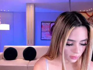JuanitaClay's Live Sex Cam Show