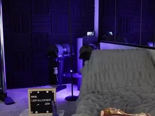 LucyAllen4201's Live Sex Cam Show