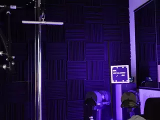 LucyAllen4201's Live Sex Cam Show