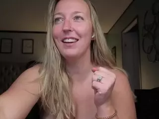 LucyAllen4201's Live Sex Cam Show